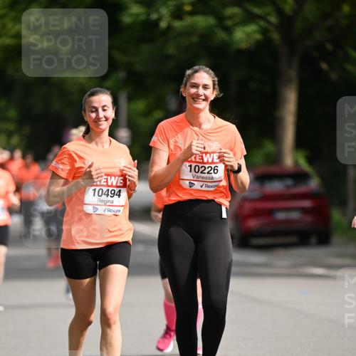 15.06.2025 - REWE Women's Run Dr. Thomas Lammeyer http://msf.ph/oto/7962559 15.06.2025 09:51:26 Laufen 10494, 10226 meine-sportfotos.de