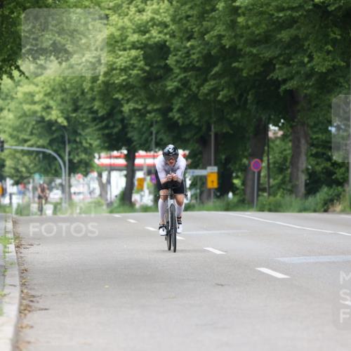 15.06.2025 - 7 Türme Triathlon Yannick Fuchs http://msf.ph/oto/7962582 15.06.2025 11:05:24 Radfahren  meine-sportfotos.de