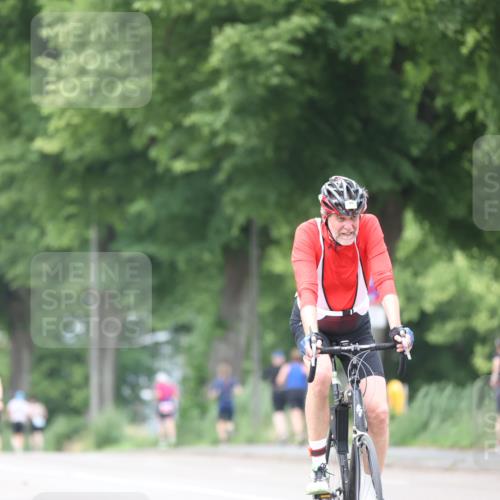 15.06.2025 - 7 Türme Triathlon Yannick Fuchs http://msf.ph/oto/7962623 15.06.2025 13:52:15 Radfahren 1000 meine-sportfotos.de
