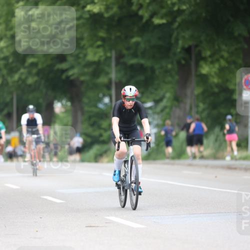 15.06.2025 - 7 Türme Triathlon Yannick Fuchs http://msf.ph/oto/7962639 15.06.2025 13:52:16 Radfahren 1000 meine-sportfotos.de
