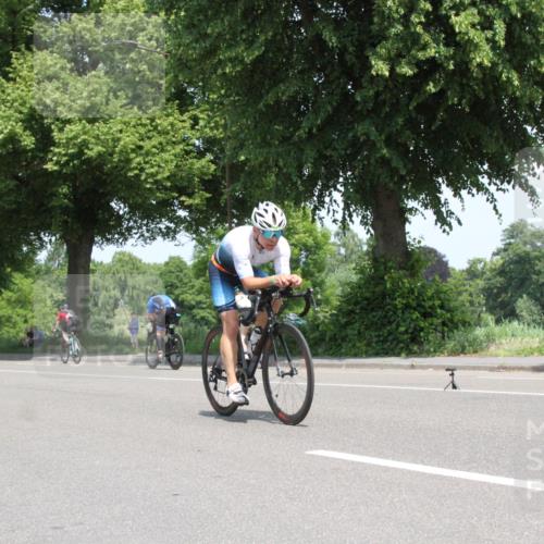 15.06.2025 - 7 Türme Triathlon Yannick Fuchs http://msf.ph/oto/7962668 15.06.2025 12:44:20 Radfahren  meine-sportfotos.de