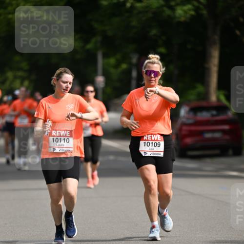 15.06.2025 - REWE Women's Run Dr. Thomas Lammeyer http://msf.ph/oto/7962680 15.06.2025 09:51:30 Laufen 10110, 10109 meine-sportfotos.de