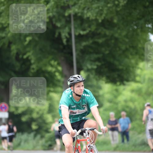 15.06.2025 - 7 Türme Triathlon Yannick Fuchs http://msf.ph/oto/7962730 15.06.2025 13:52:22 Radfahren 1083 meine-sportfotos.de