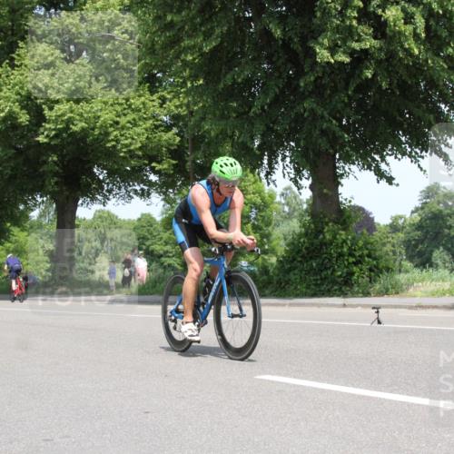 15.06.2025 - 7 Türme Triathlon Yannick Fuchs http://msf.ph/oto/7962740 15.06.2025 12:44:54 Radfahren  meine-sportfotos.de