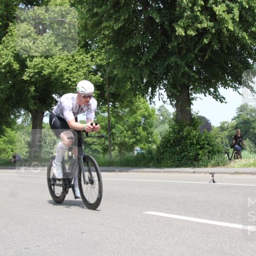 15.06.2025 - 7 Türme Triathlon Yannick Fuchs http://msf.ph/oto/7962766 15.06.2025 12:45:19 Radfahren  meine-sportfotos.de