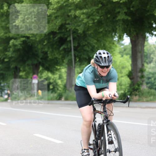 15.06.2025 - 7 Türme Triathlon Yannick Fuchs http://msf.ph/oto/7962796 15.06.2025 11:06:00 Radfahren 201, 290 meine-sportfotos.de