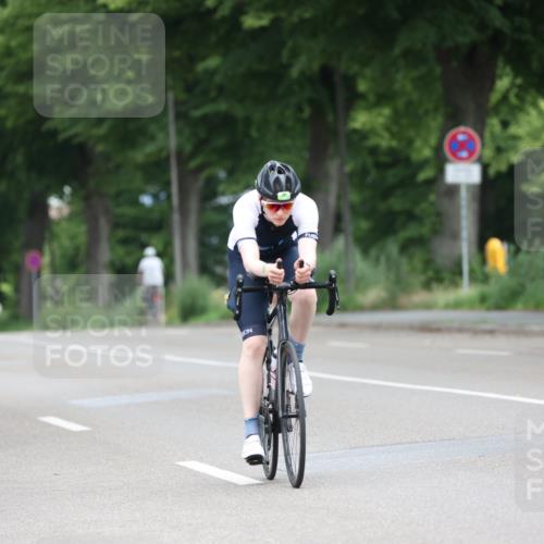 15.06.2025 - 7 Türme Triathlon Yannick Fuchs http://msf.ph/oto/7962816 15.06.2025 11:06:02 Radfahren 201, 290 meine-sportfotos.de