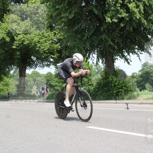 15.06.2025 - 7 Türme Triathlon Yannick Fuchs http://msf.ph/oto/7962817 15.06.2025 12:46:04 Radfahren  meine-sportfotos.de