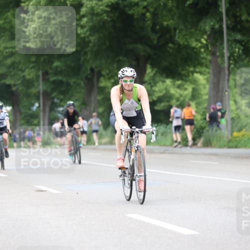 15.06.2025 - 7 Türme Triathlon Yannick Fuchs http://msf.ph/oto/7962818 15.06.2025 13:52:30 Radfahren 556, 729, 799, 1038 meine-sportfotos.de