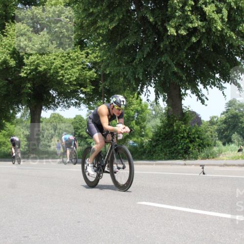 15.06.2025 - 7 Türme Triathlon Yannick Fuchs http://msf.ph/oto/7962828 15.06.2025 12:46:09 Radfahren  meine-sportfotos.de