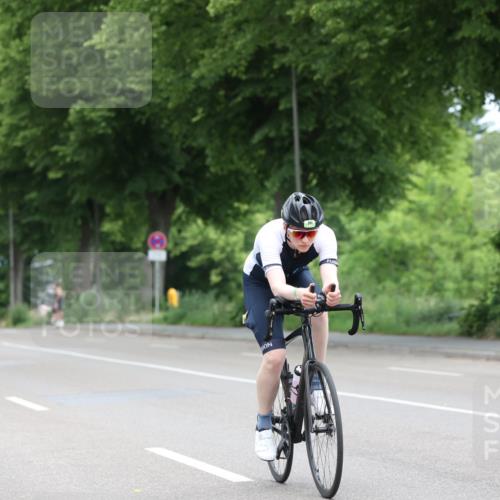 15.06.2025 - 7 Türme Triathlon Yannick Fuchs http://msf.ph/oto/7962836 15.06.2025 11:06:03 Radfahren 201, 290 meine-sportfotos.de