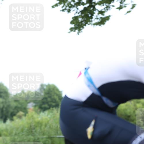 15.06.2025 - 7 Türme Triathlon Yannick Fuchs http://msf.ph/oto/7962858 15.06.2025 11:06:04 Radfahren 201, 290 meine-sportfotos.de