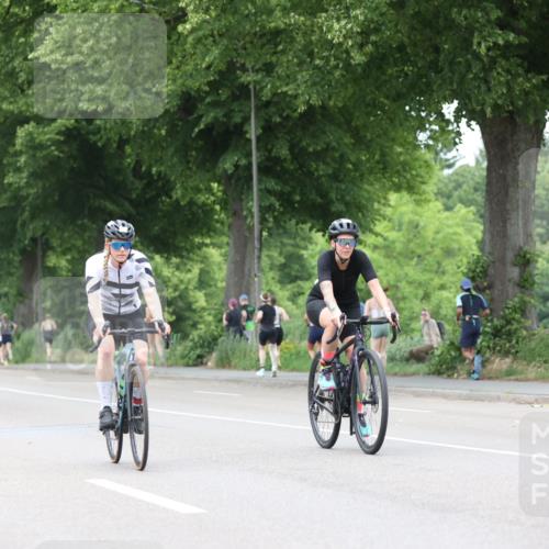 15.06.2025 - 7 Türme Triathlon Yannick Fuchs http://msf.ph/oto/7962863 15.06.2025 13:52:32 Radfahren 556, 729, 799, 1038 meine-sportfotos.de