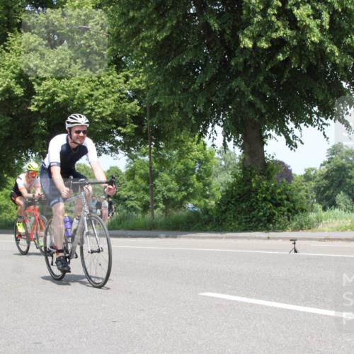 15.06.2025 - 7 Türme Triathlon Yannick Fuchs http://msf.ph/oto/7962870 15.06.2025 12:46:42 Radfahren  meine-sportfotos.de