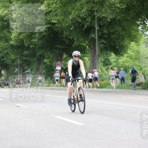 15.06.2025 - 7 Türme Triathlon Yannick Fuchs http://msf.ph/oto/7962900 15.06.2025 13:52:33 Radfahren 556, 729, 799, 1038 meine-sportfotos.de