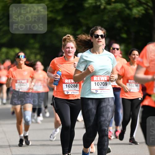 15.06.2025 - REWE Women's Run Dr. Thomas Lammeyer http://msf.ph/oto/7962916 15.06.2025 09:51:41 Laufen 10457, 10288, 10709, 10236 meine-sportfotos.de