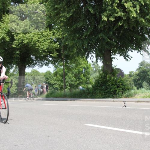 15.06.2025 - 7 Türme Triathlon Yannick Fuchs http://msf.ph/oto/7962935 15.06.2025 12:46:51 Radfahren  meine-sportfotos.de