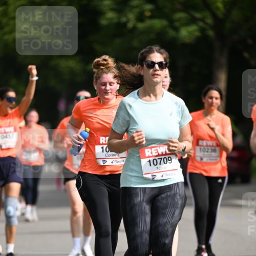 15.06.2025 - REWE Women's Run Dr. Thomas Lammeyer http://msf.ph/oto/7962945 15.06.2025 09:51:42 Laufen 10457, 10, 10709, 10236 meine-sportfotos.de