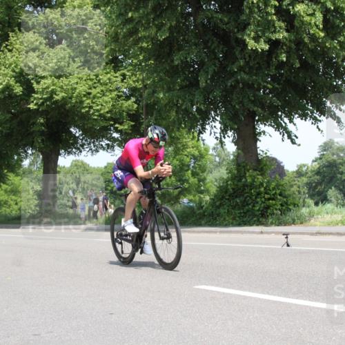 15.06.2025 - 7 Türme Triathlon Yannick Fuchs http://msf.ph/oto/7963010 15.06.2025 12:47:13 Radfahren  meine-sportfotos.de