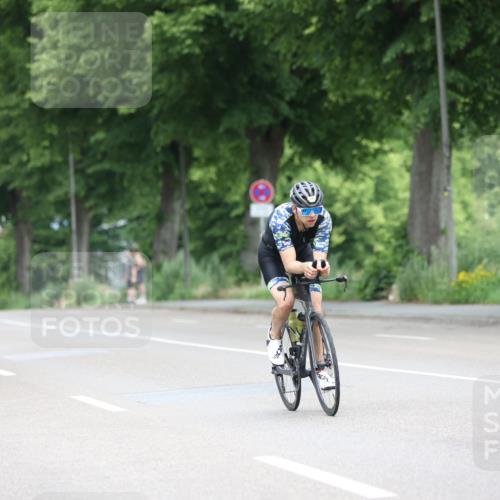 15.06.2025 - 7 Türme Triathlon Yannick Fuchs http://msf.ph/oto/7963023 15.06.2025 11:08:37 Radfahren 224, 280 meine-sportfotos.de