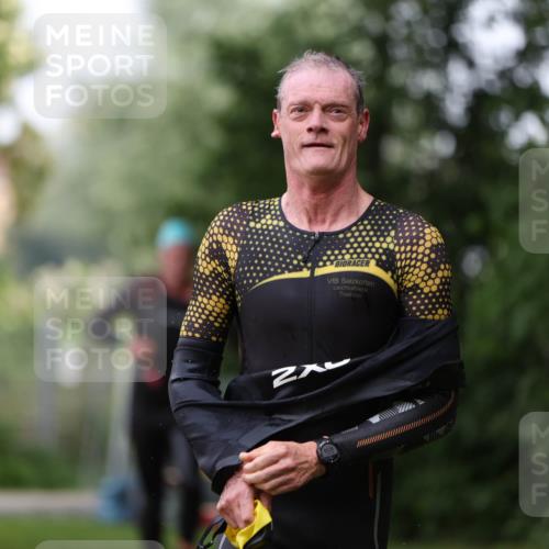 15.06.2025 - 7 Türme Triathlon Michael Strokosch http://msf.ph/oto/7963025 15.06.2025 12:15:30 Schwimmen 366, 490, 565, 671 meine-sportfotos.de