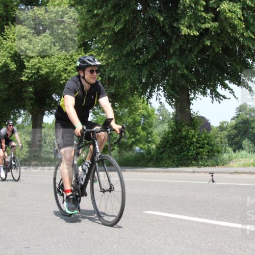 15.06.2025 - 7 Türme Triathlon Yannick Fuchs http://msf.ph/oto/7963029 15.06.2025 12:47:17 Radfahren  meine-sportfotos.de