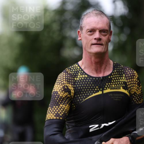 15.06.2025 - 7 Türme Triathlon Michael Strokosch http://msf.ph/oto/7963042 15.06.2025 12:15:31 Schwimmen 366, 490, 565, 671 meine-sportfotos.de