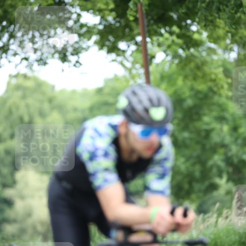 15.06.2025 - 7 Türme Triathlon Yannick Fuchs http://msf.ph/oto/7963050 15.06.2025 11:08:38 Radfahren 224, 280 meine-sportfotos.de