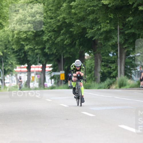 15.06.2025 - 7 Türme Triathlon Yannick Fuchs http://msf.ph/oto/7963068 15.06.2025 11:08:49 Radfahren  meine-sportfotos.de