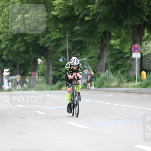 15.06.2025 - 7 Türme Triathlon Yannick Fuchs http://msf.ph/oto/7963084 15.06.2025 11:08:50 Radfahren  meine-sportfotos.de