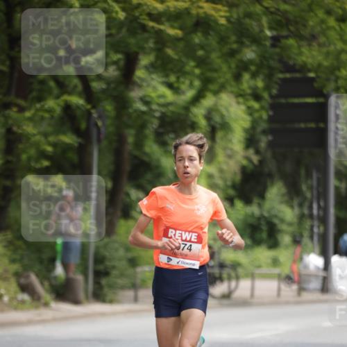 15.06.2025 - REWE Women's Run Jannik Wohlers http://msf.ph/oto/7963089 15.06.2025 09:56:51 Laufen 74 meine-sportfotos.de
