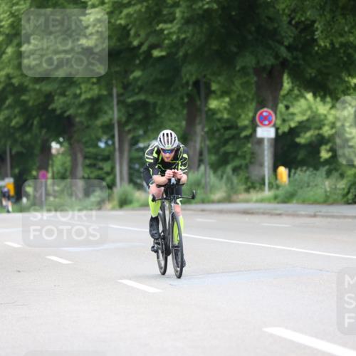 15.06.2025 - 7 Türme Triathlon Yannick Fuchs http://msf.ph/oto/7963091 15.06.2025 11:08:50 Radfahren  meine-sportfotos.de