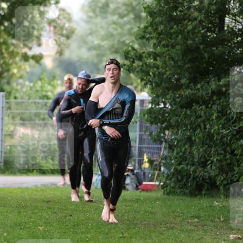 15.06.2025 - 7 Türme Triathlon Michael Strokosch http://msf.ph/oto/7963100 15.06.2025 12:15:45 Schwimmen 366, 446, 500, 503, 537, 575, 583 meine-sportfotos.de