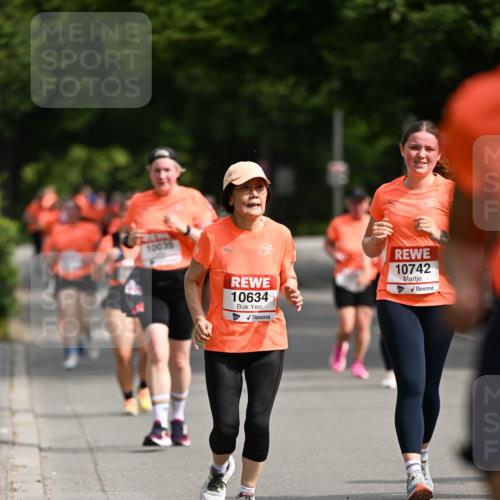 15.06.2025 - REWE Women's Run Dr. Thomas Lammeyer http://msf.ph/oto/7963114 15.06.2025 09:51:47 Laufen 10025, 10634, 10742 meine-sportfotos.de