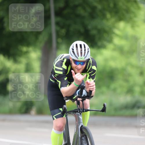 15.06.2025 - 7 Türme Triathlon Yannick Fuchs http://msf.ph/oto/7963116 15.06.2025 11:08:51 Radfahren 299 meine-sportfotos.de