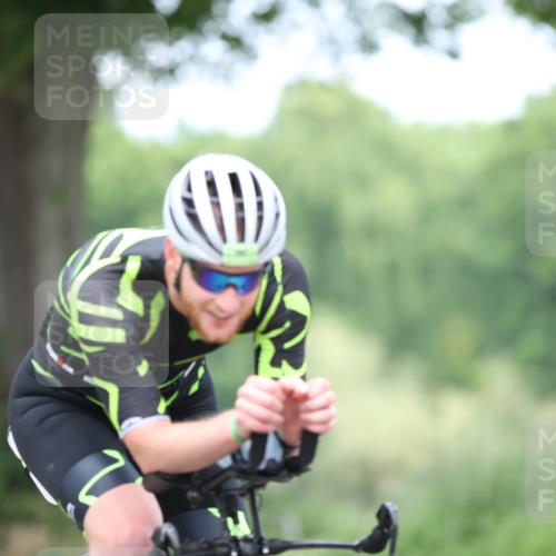 15.06.2025 - 7 Türme Triathlon Yannick Fuchs http://msf.ph/oto/7963119 15.06.2025 11:08:52 Radfahren 299 meine-sportfotos.de