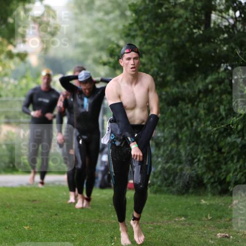 15.06.2025 - 7 Türme Triathlon Michael Strokosch http://msf.ph/oto/7963124 15.06.2025 12:15:46 Schwimmen 366, 446, 500, 503, 537, 575, 583 meine-sportfotos.de