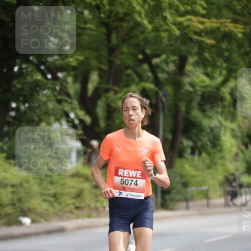 15.06.2025 - REWE Women's Run Jannik Wohlers http://msf.ph/oto/7963149 15.06.2025 09:56:52 Laufen 5074 meine-sportfotos.de