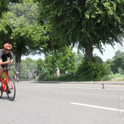 15.06.2025 - 7 Türme Triathlon Yannick Fuchs http://msf.ph/oto/7963158 15.06.2025 12:48:08 Radfahren  meine-sportfotos.de