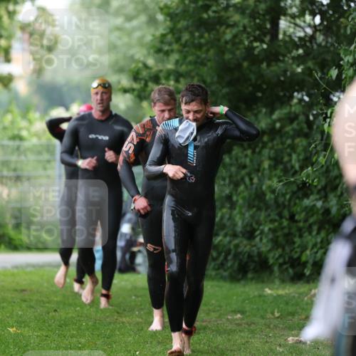 15.06.2025 - 7 Türme Triathlon Michael Strokosch http://msf.ph/oto/7963174 15.06.2025 12:15:49 Schwimmen 366, 446, 500, 503, 537, 575, 583 meine-sportfotos.de