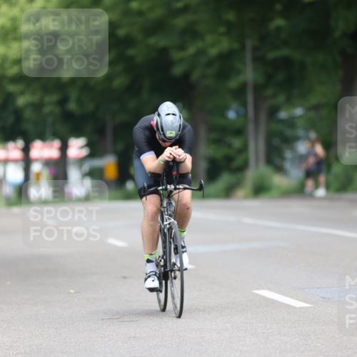 15.06.2025 - 7 Türme Triathlon Yannick Fuchs http://msf.ph/oto/7963179 15.06.2025 11:09:05 Radfahren 250 meine-sportfotos.de
