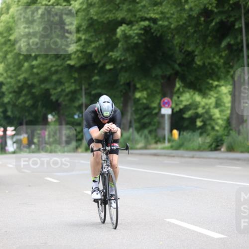 15.06.2025 - 7 Türme Triathlon Yannick Fuchs http://msf.ph/oto/7963187 15.06.2025 11:09:05 Radfahren 250 meine-sportfotos.de