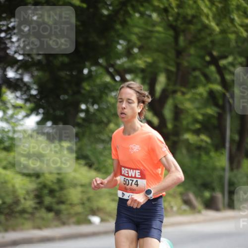 15.06.2025 - REWE Women's Run Jannik Wohlers http://msf.ph/oto/7963188 15.06.2025 09:56:52 Laufen 5074 meine-sportfotos.de