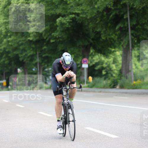 15.06.2025 - 7 Türme Triathlon Yannick Fuchs http://msf.ph/oto/7963189 15.06.2025 11:09:05 Radfahren 250 meine-sportfotos.de