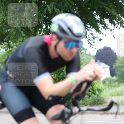 15.06.2025 - 7 Türme Triathlon Yannick Fuchs http://msf.ph/oto/7963214 15.06.2025 11:09:06 Radfahren 250 meine-sportfotos.de