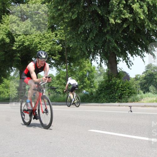 15.06.2025 - 7 Türme Triathlon Yannick Fuchs http://msf.ph/oto/7963235 15.06.2025 12:48:58 Radfahren  meine-sportfotos.de