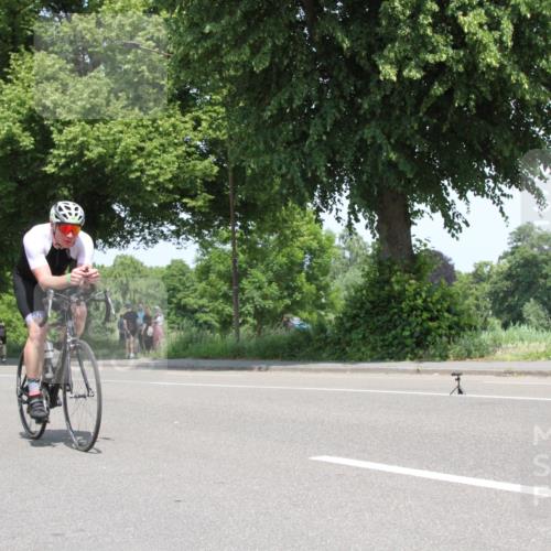 15.06.2025 - 7 Türme Triathlon Yannick Fuchs http://msf.ph/oto/7963269 15.06.2025 12:49:13 Radfahren  meine-sportfotos.de