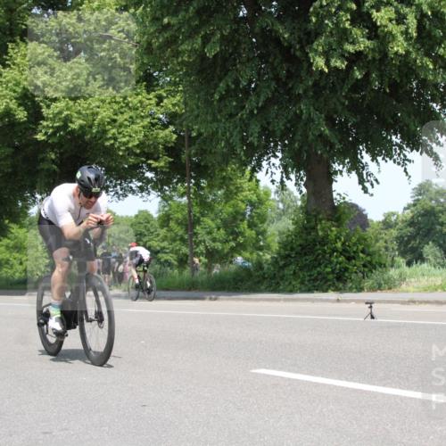 15.06.2025 - 7 Türme Triathlon Yannick Fuchs http://msf.ph/oto/7963288 15.06.2025 12:49:19 Radfahren  meine-sportfotos.de