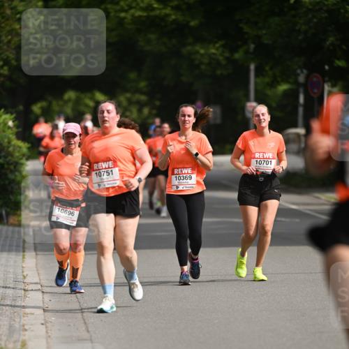 15.06.2025 - REWE Women's Run Dr. Thomas Lammeyer http://msf.ph/oto/7963299 15.06.2025 09:51:56 Laufen 10696, 10751, 10369, 10701 meine-sportfotos.de