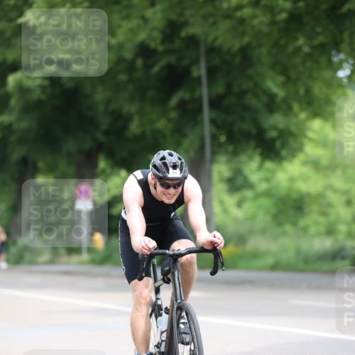 15.06.2025 - 7 Türme Triathlon Yannick Fuchs http://msf.ph/oto/7963317 15.06.2025 11:09:25 Radfahren 232 meine-sportfotos.de